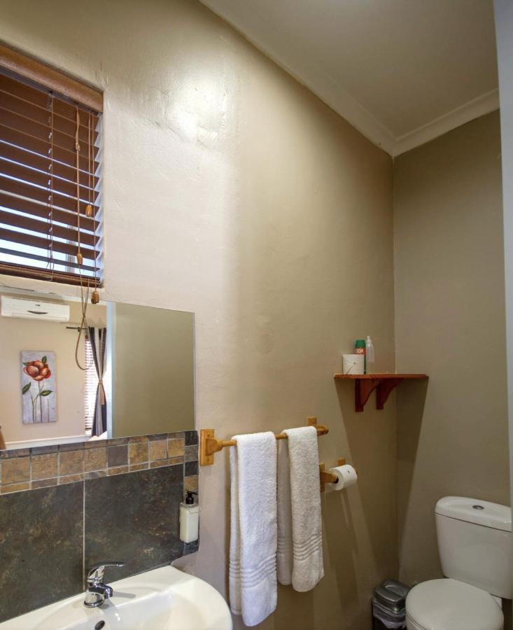 Sunbell Ventures Guesthouse Kapsztad Zewnętrze zdjęcie